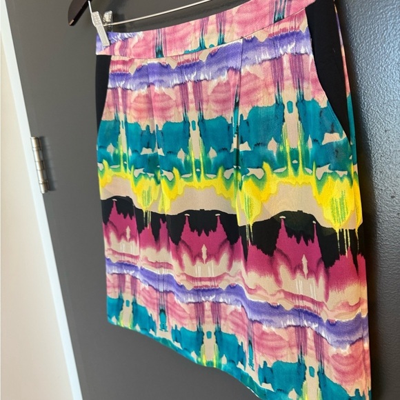 Sandro size 6 EUC Vibrant Patterned Mini Skirt - Picture 7 of 14